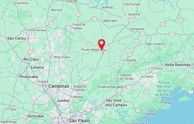 Mapa do Google Maps destacando a localização de Pouso Alegre em Minas Gerais, entre as cidades de São Paulo e Campinas.