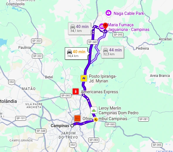 Mapa rodoviário detalhando o trajeto de Campinas até Jaguariúna pela Rodovia Adhemar de Barros (SP-340). A imagem mostra diferentes opções de rota com tempos de viagem variando entre 40 e 44 minutos para percorrer aproximadamente 34 km, destacando pontos de referência como o Shopping Iguatemi Campinas e a estação da Maria Fumaça.